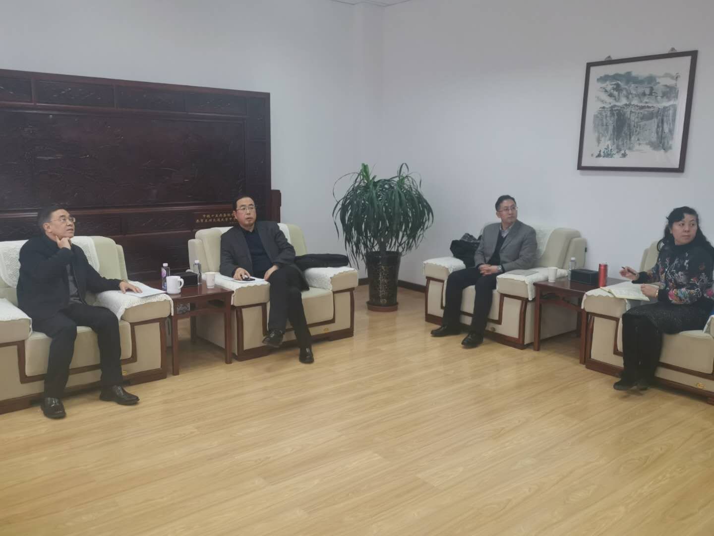 教育厅副厅长王光亚一行来我校检查指导新型冠状病毒感染的肺炎疫情应急防控工作