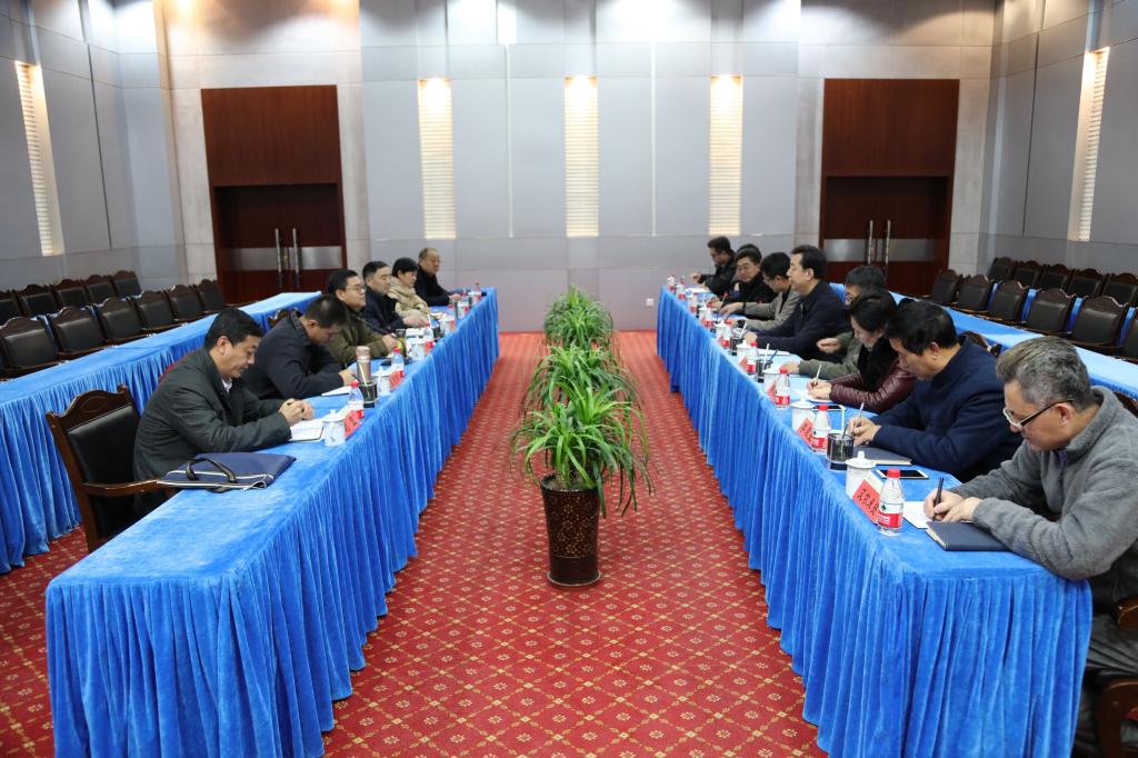 省委统战部副部长陈元龙一行来我校调研