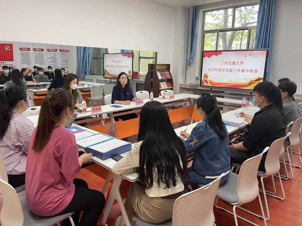 校团委深入各基层团组织开展共青团组织工作调研