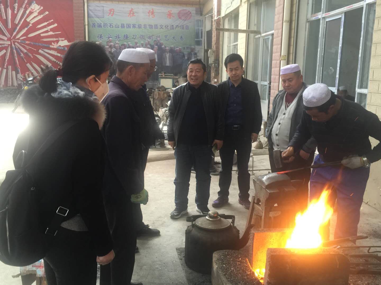 我校积极推进临夏州非遗+扶贫就业工坊项目复工复产