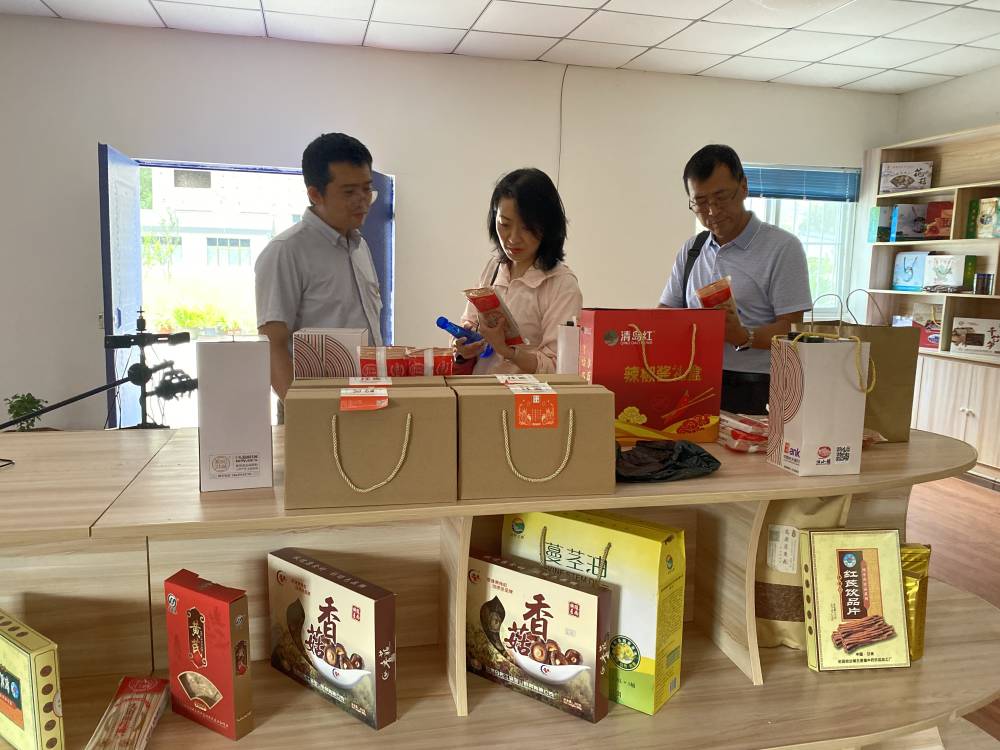 我校赴宕昌县与天津大学帮扶干部开展互访交流