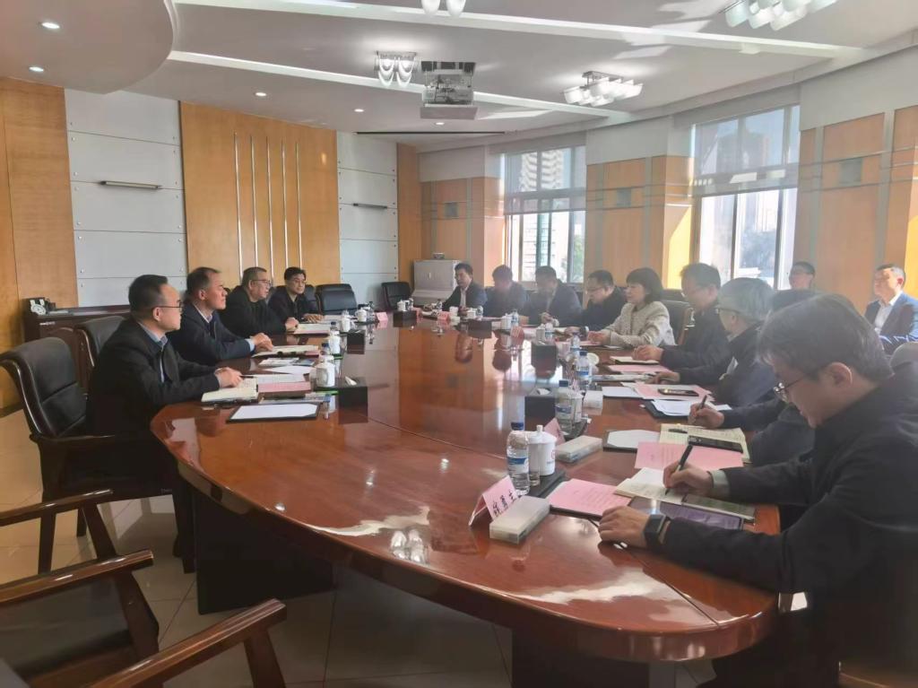学校领导带队赴新疆开展校企合作交流