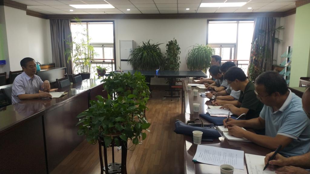 校领导检查指导新学期疫情防控和校园安全工作