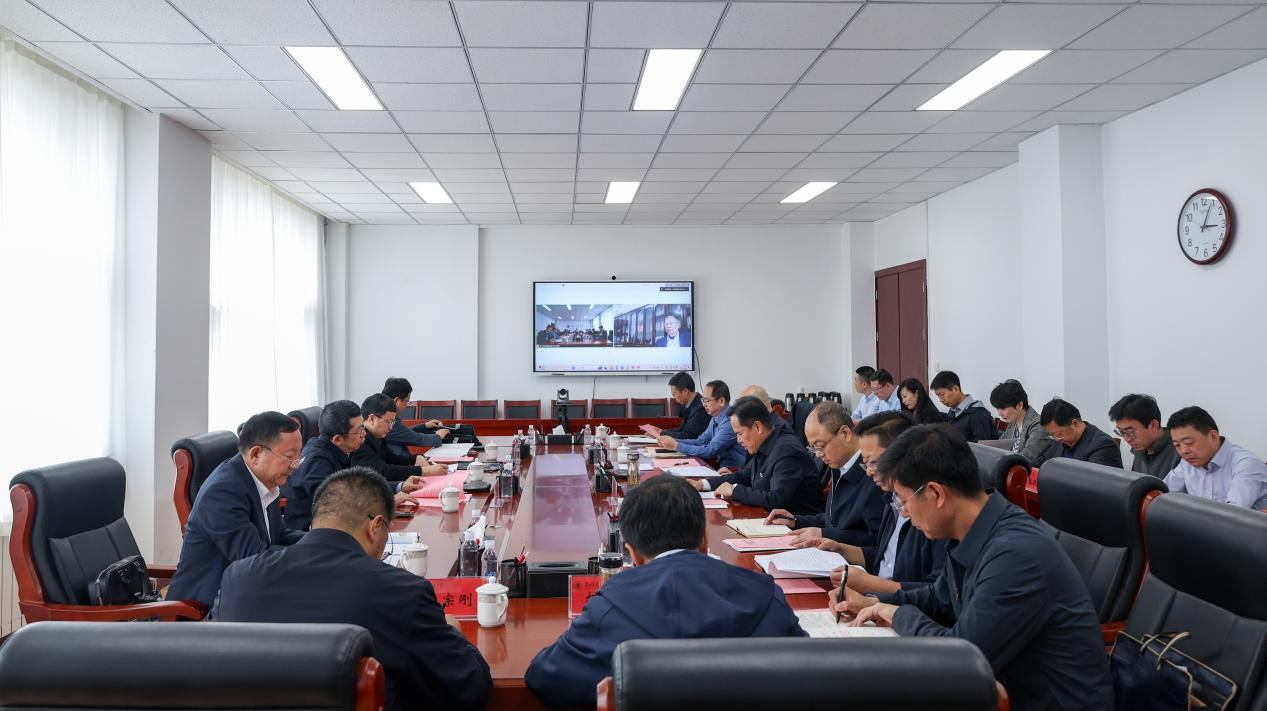 学校召开“交通基础设施韧性结构与智能建造”甘肃高校学科交叉中心建设方案论证会