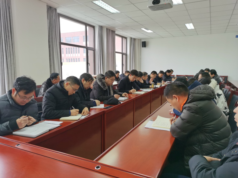 学校召开科技工作会议