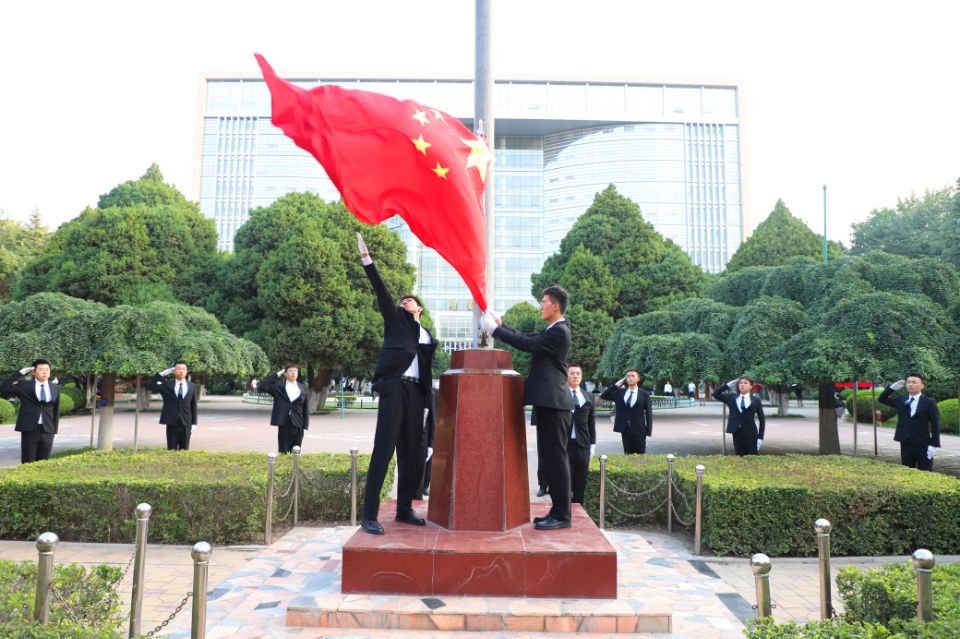 兰州交通大学举行2021年秋季新学期升旗仪式