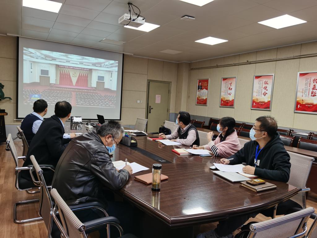 全校掀起学习宣传党的十九届六中全会精神热潮（一）