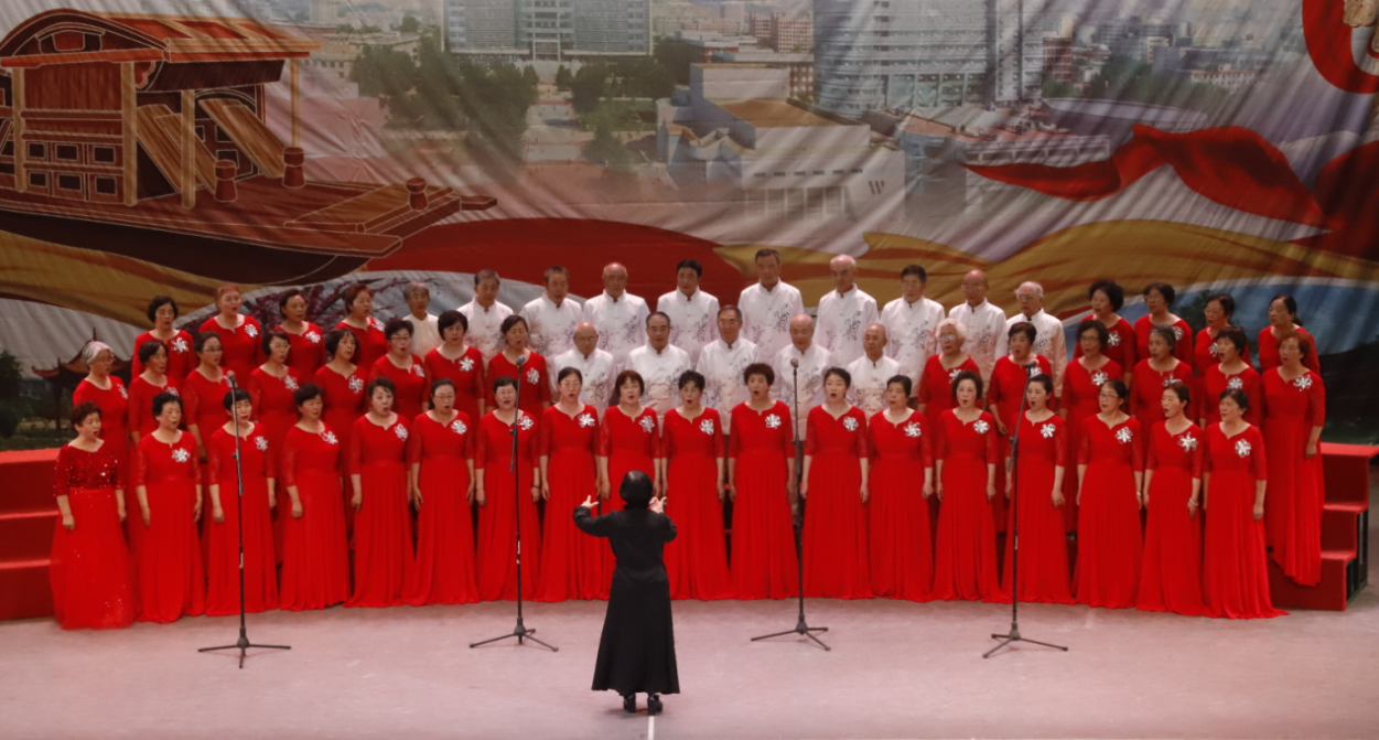 兰州交通大学离退休教职工庆祝建党100周年