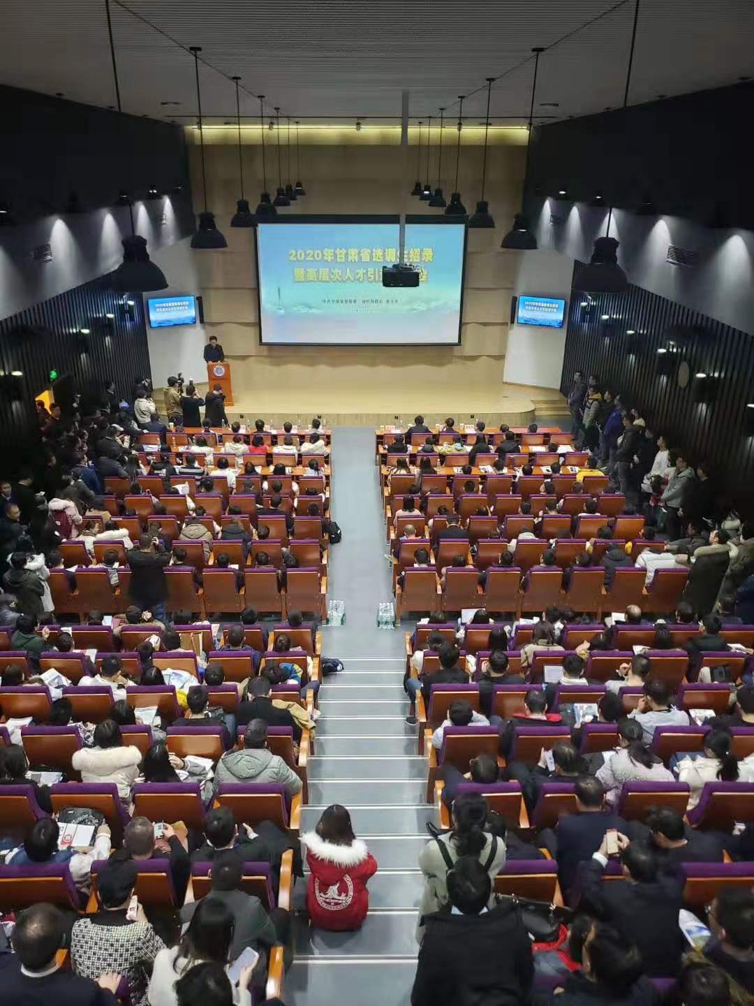 李引珍校长带队赴北京开展高层次人才引进工作