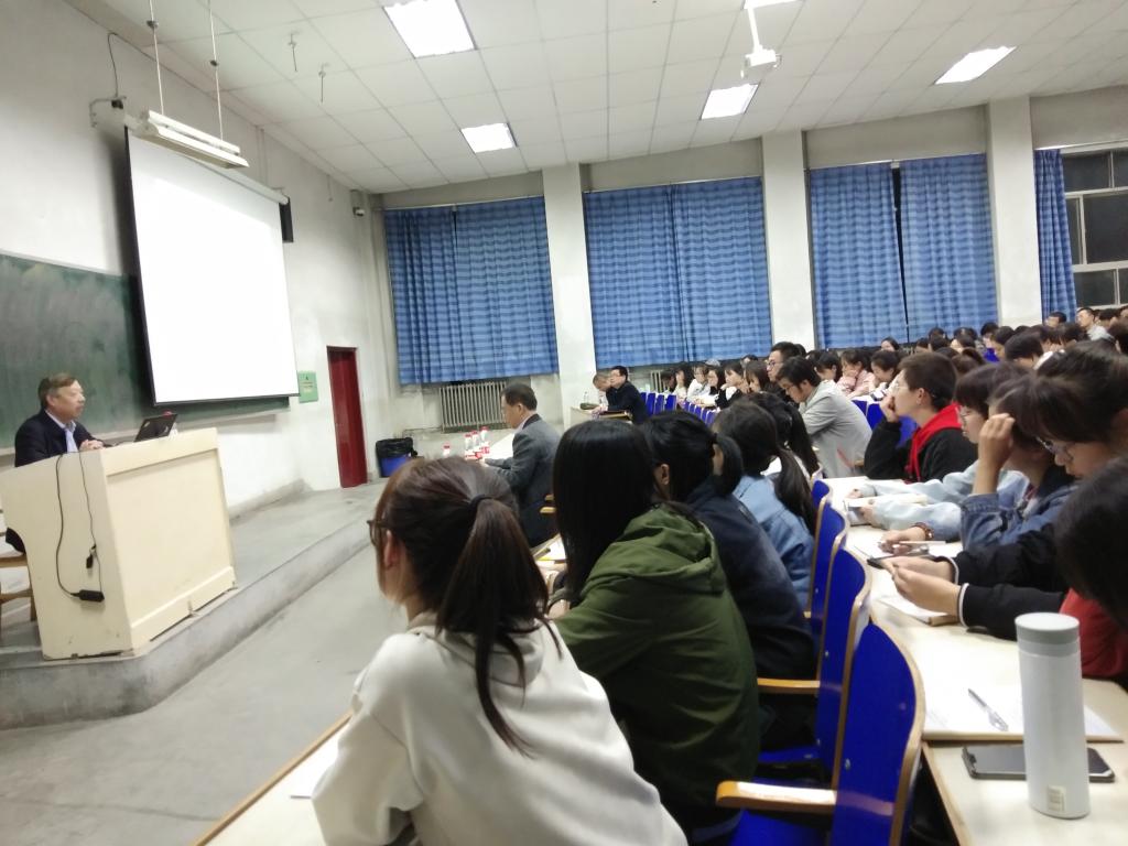 北京语言大学博导张廷银教授在我校作学术报告