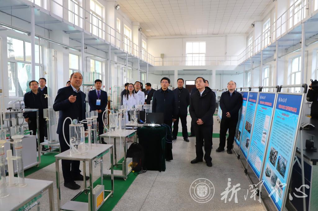 甘肃省副省长周学文赴兰州交通大学调研并为师生做辅导报告