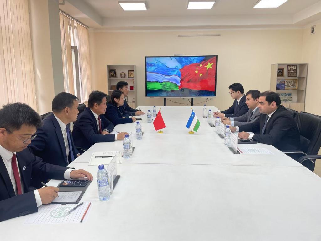 党委书记狄生奎率团访问乌兹别克斯坦