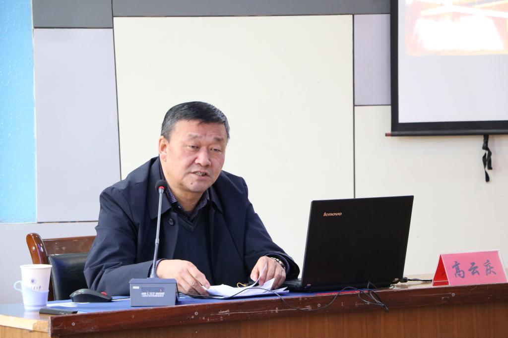 副校长高云庆为建筑学院师生党员作十九届六中全会辅导报告