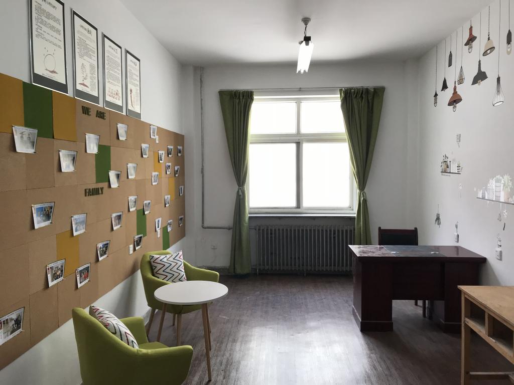 我校学生公寓全方位育人平台投入使用