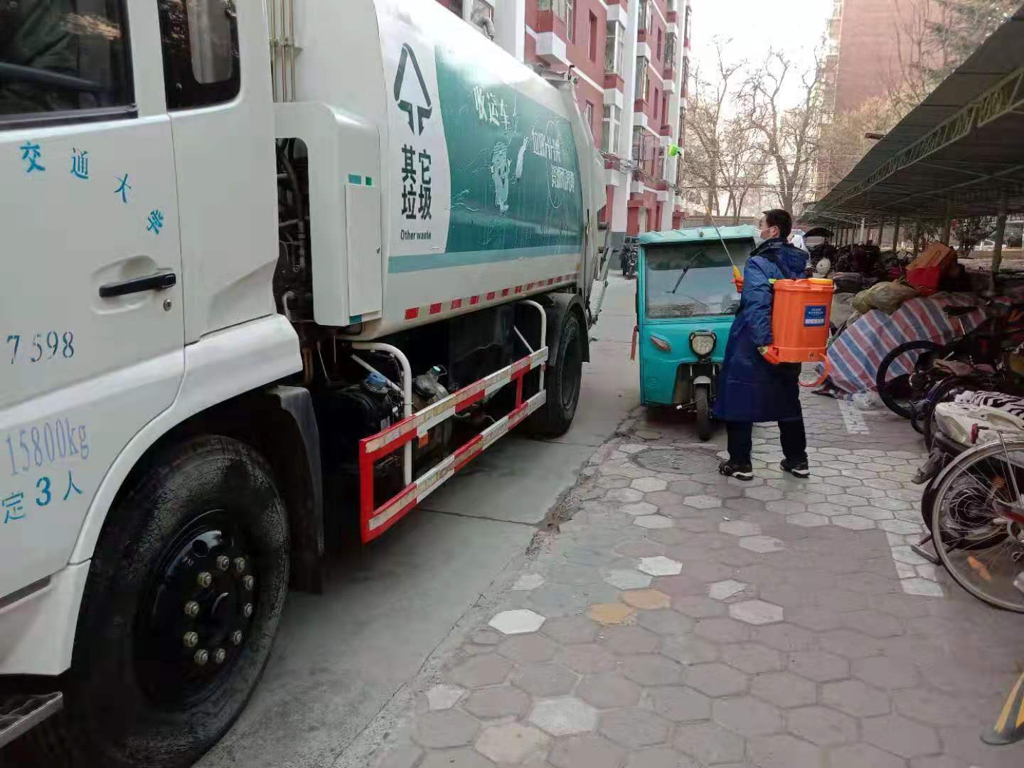 学校后勤集团积极做好疫情防控相关工作