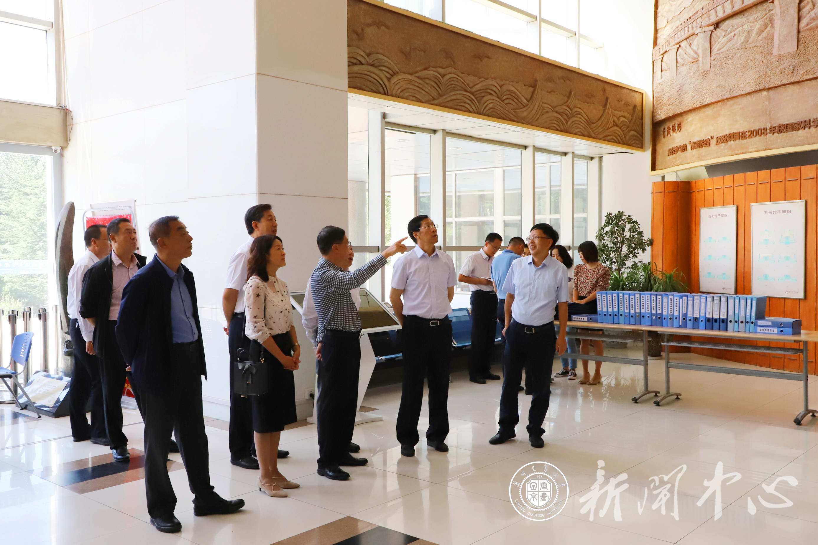 胡焯带队检查验收兰州交通大学“七五”普法工作