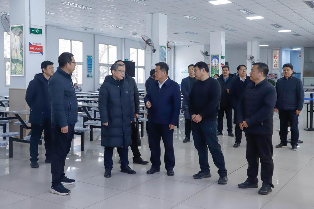 省教育厅督导组来校实地督导检查新学期开学准备工作