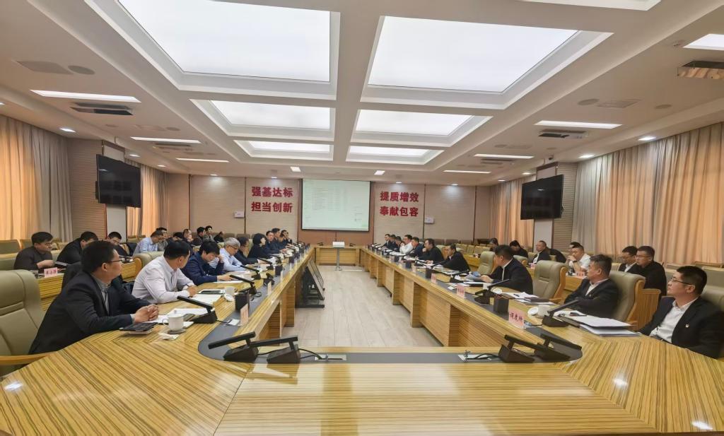 校领导带队赴呼和浩特走访调研深化校企合作