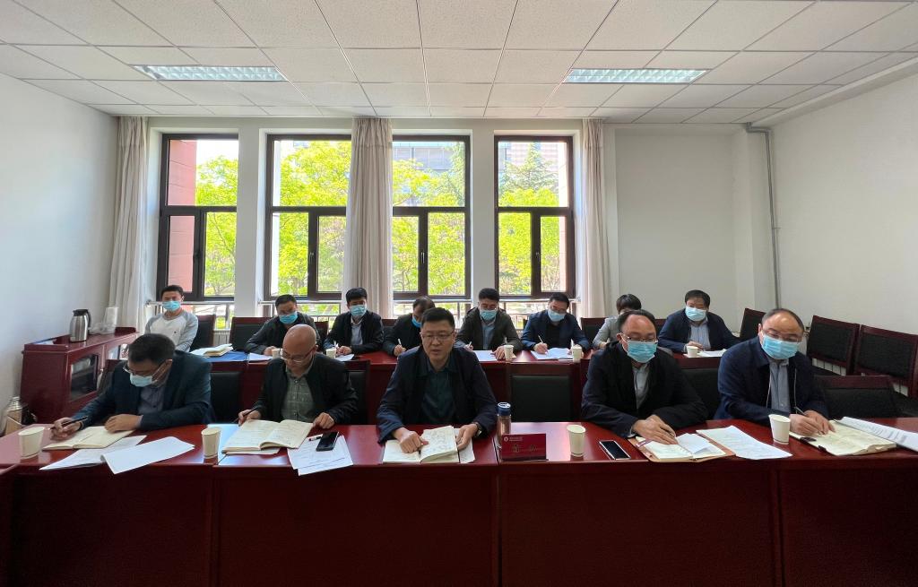 学校召开研究生教育管理工作会议