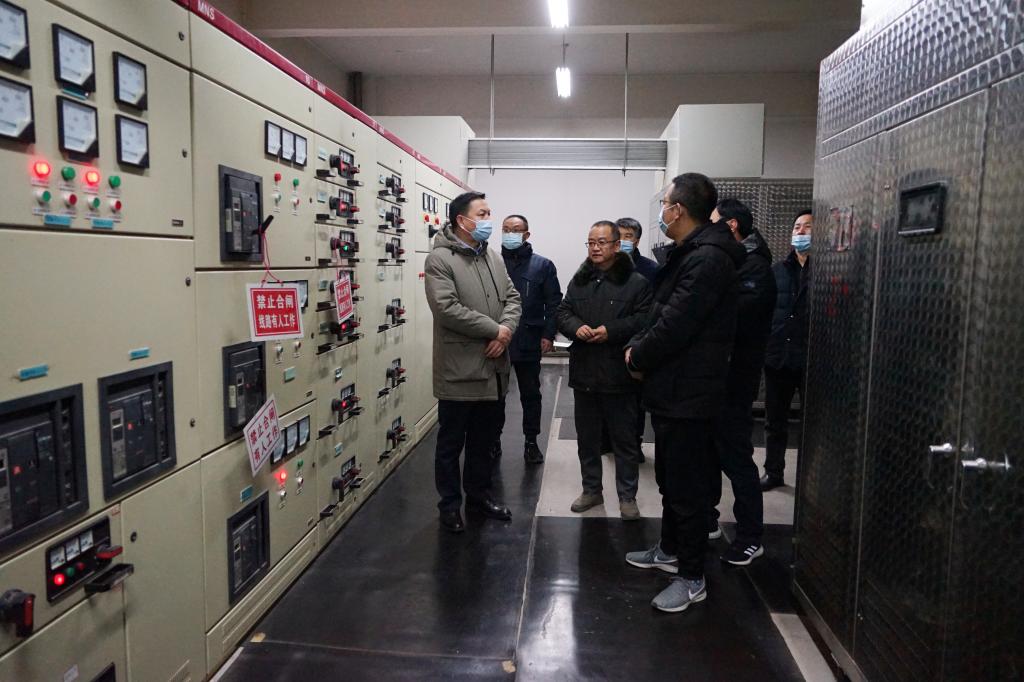 校领导督查后勤保障部节前安全管理工作